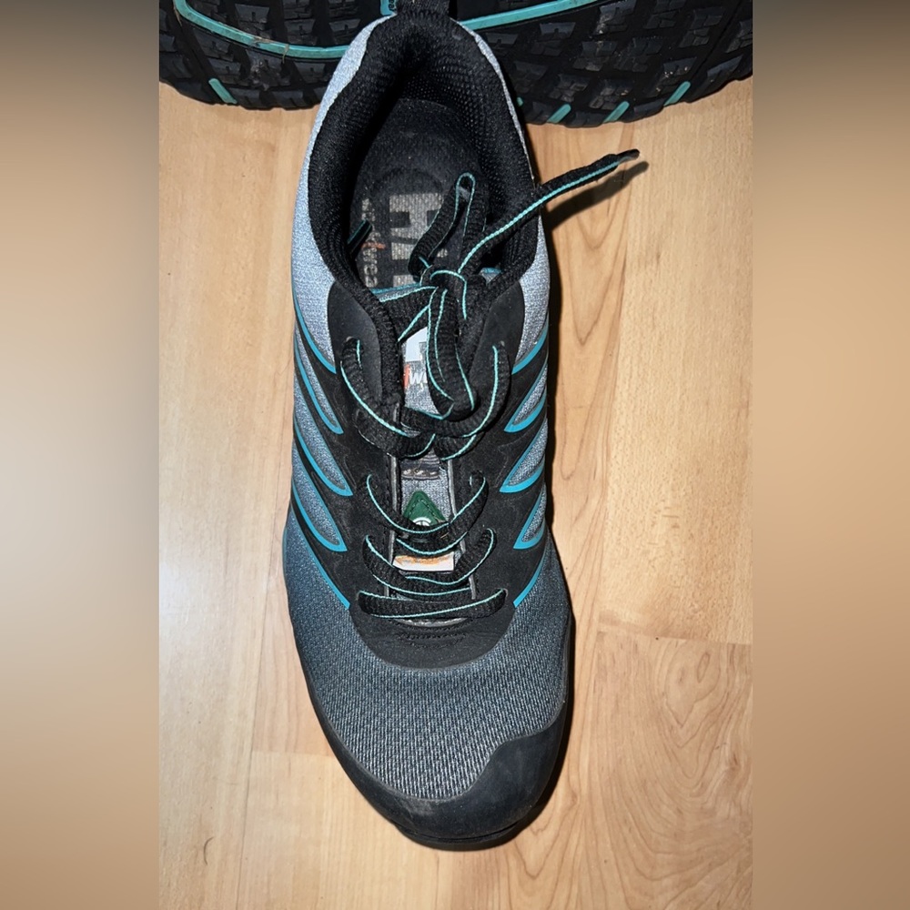 Steel toe shoes